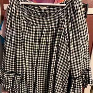 Terra & Sky sexy Plus-size off-shoulder tunic!